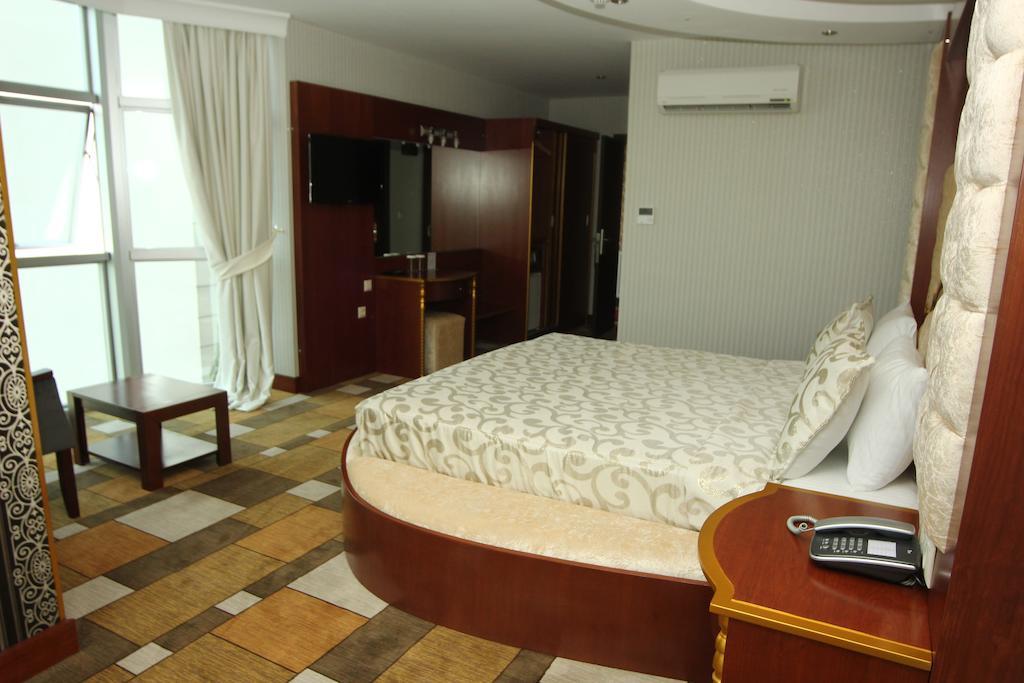 סאמסון Grand Amisos Hotel מראה חיצוני תמונה