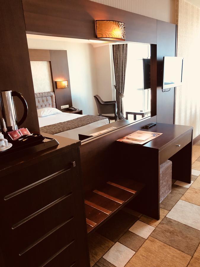 סאמסון Grand Amisos Hotel מראה חיצוני תמונה